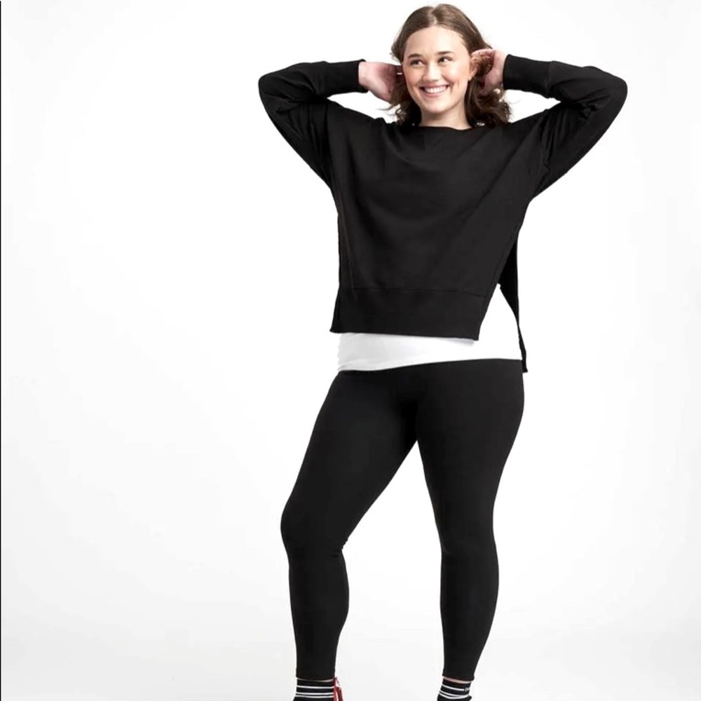 Universal Standard Fiona Sweatshirt (black)